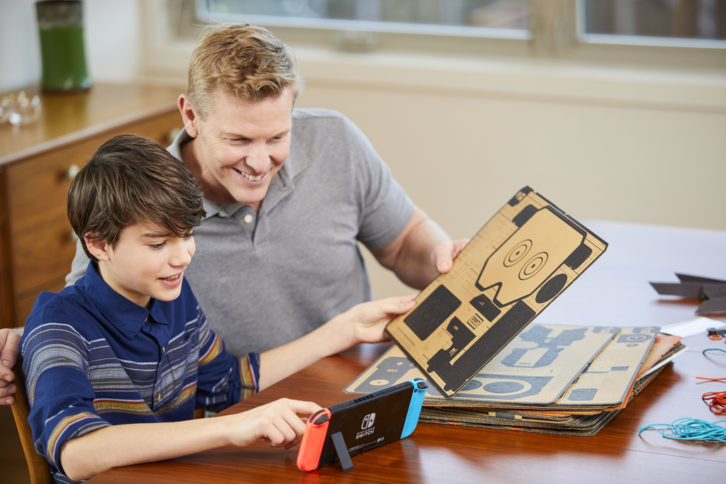 Father and son build the Labo robot